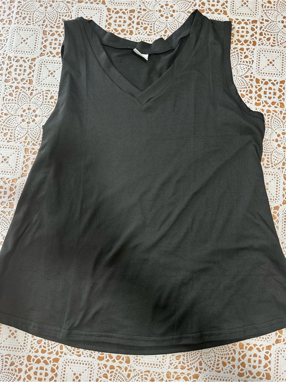 Women's Black V-Neck Sleeveless Tank Top